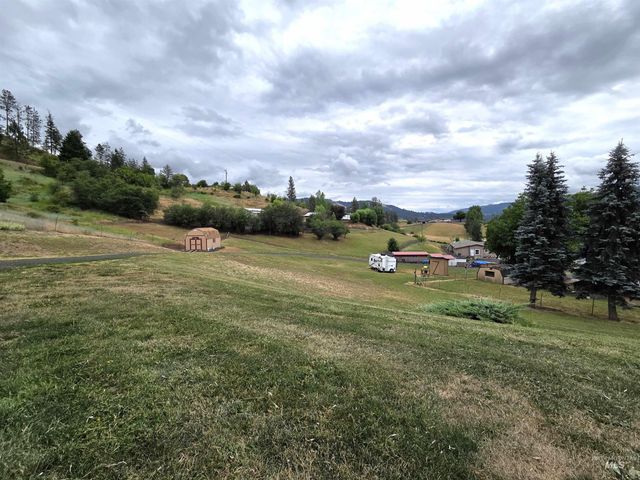 167 Beaverslide Rd, Kamiah, ID 83536