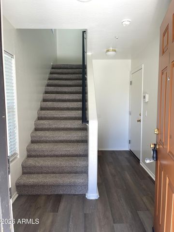 2244 E Huntington Drive, Phoenix, AZ 85040