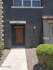 2244 E Huntington Drive, Phoenix, AZ 85040