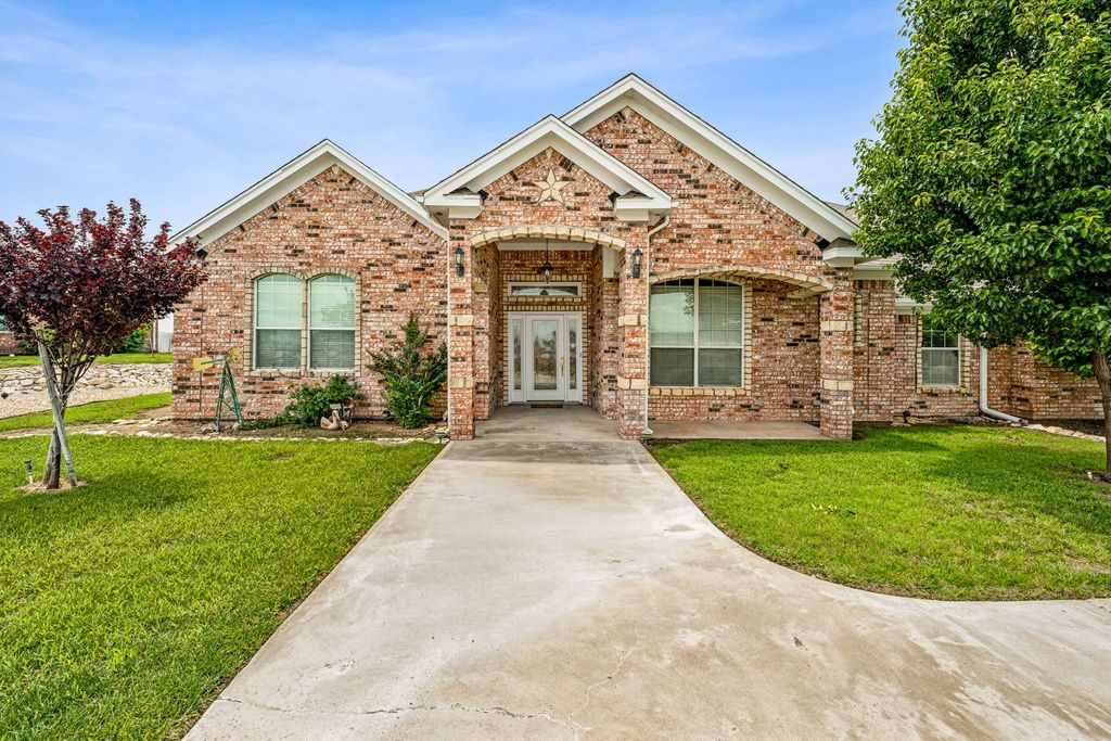 651 Comanche Lake Road, Comanche, TX 76442