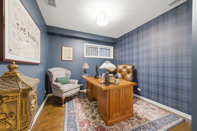 2416 W Thomas Street 1, Chicago, IL 60622