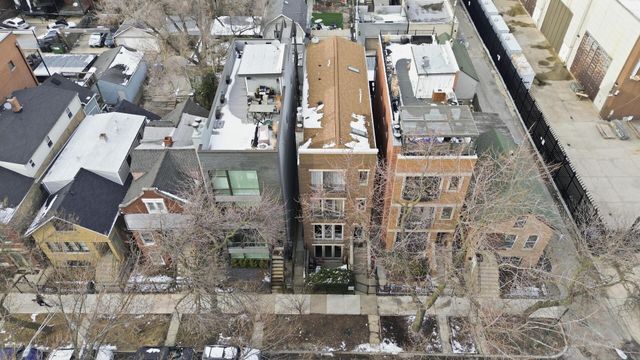 2416 W Thomas Street 1, Chicago, IL 60622