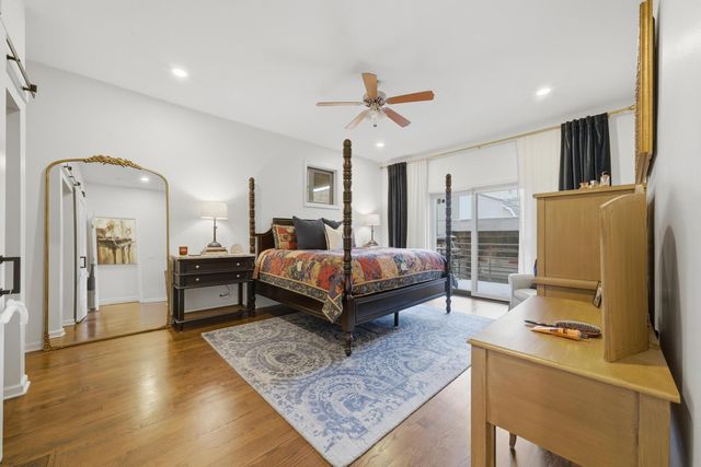 2416 W Thomas Street 1, Chicago, IL 60622