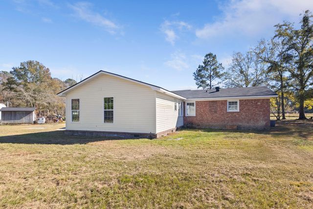 408 Beulah Tabernacle Drive, Saint Stephen, SC 29479