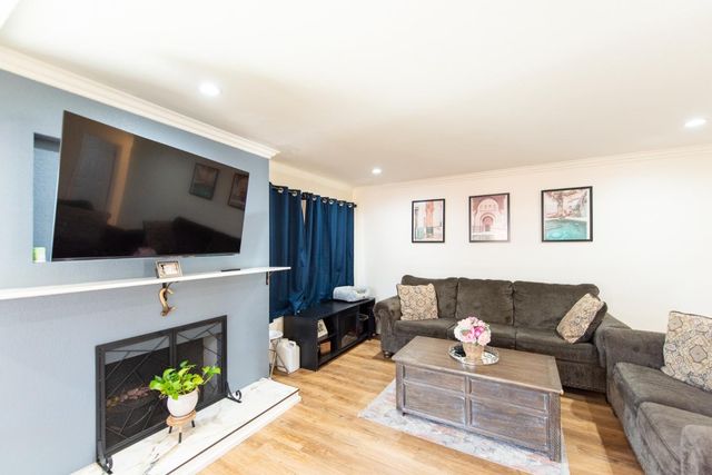 5798 Ribchester, San Jose, CA 95123