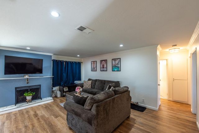 5798 Ribchester, San Jose, CA 95123