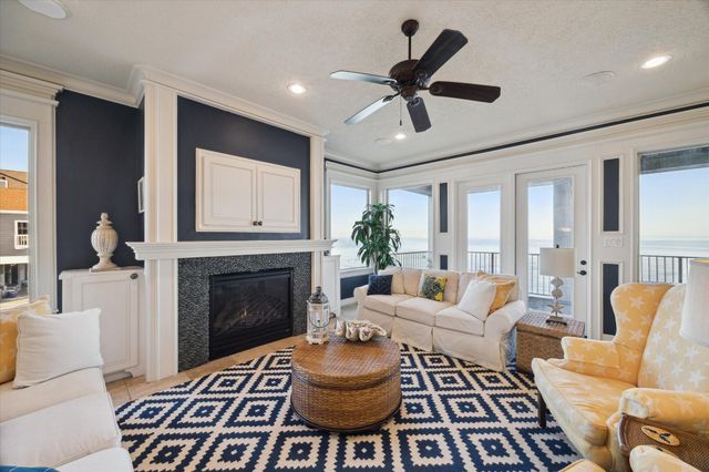 1406 Todville Road, Seabrook, TX 77586