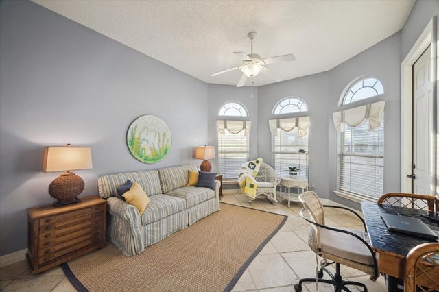 1406 Todville Road, Seabrook, TX 77586