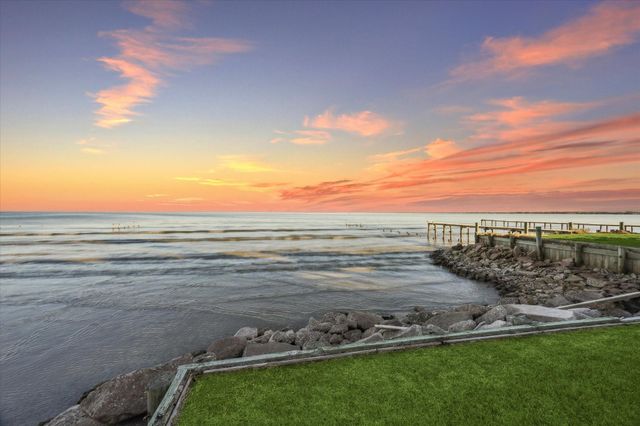 1406 Todville Road, Seabrook, TX 77586