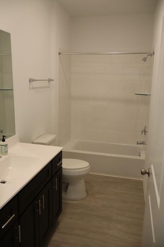 18234 Calabria Harbor Trail, Tomball, TX 77377