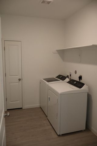 18234 Calabria Harbor Trail, Tomball, TX 77377