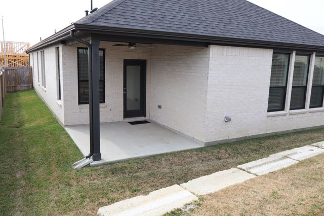 18234 Calabria Harbor Trail, Tomball, TX 77377