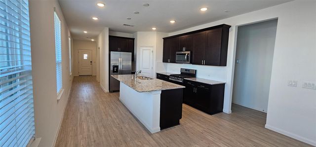 18234 Calabria Harbor Trail, Tomball, TX 77377