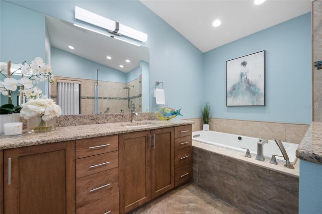 9807 COMPASS POINT WAY, Tampa, FL 33615