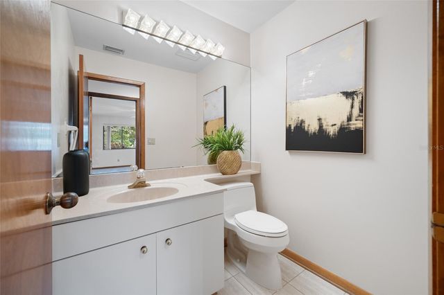 9807 COMPASS POINT WAY, Tampa, FL 33615