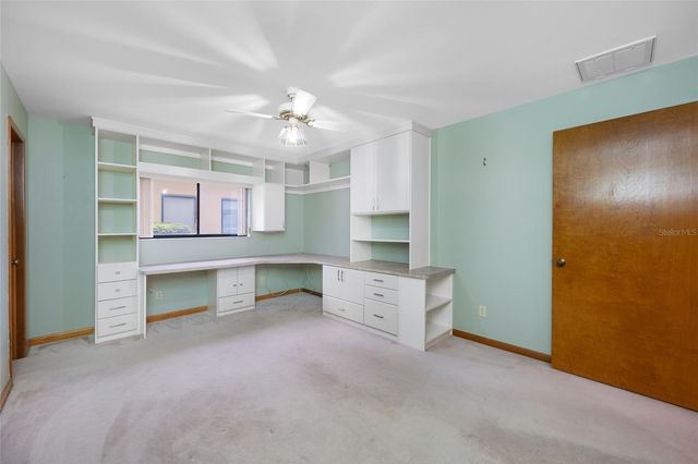 9807 COMPASS POINT WAY, Tampa, FL 33615