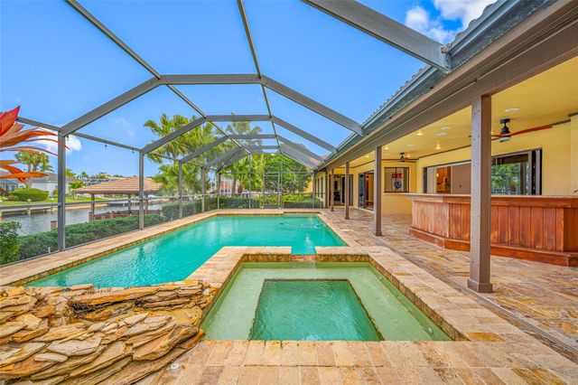 9807 COMPASS POINT WAY, Tampa, FL 33615