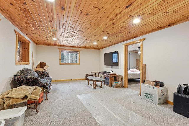 N3908 Deer Path, Hancock, WI 54943