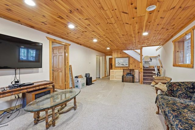 N3908 Deer Path, Hancock, WI 54943