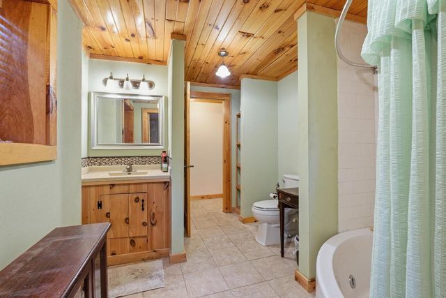 N3908 Deer Path, Hancock, WI 54943