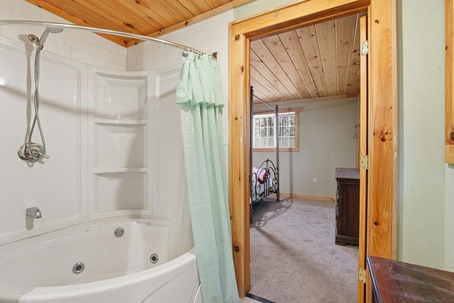 N3908 Deer Path, Hancock, WI 54943