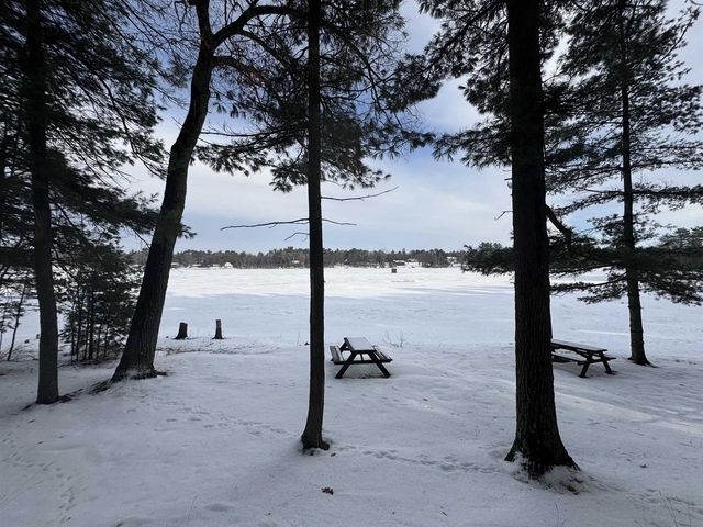 N3908 Deer Path, Hancock, WI 54943