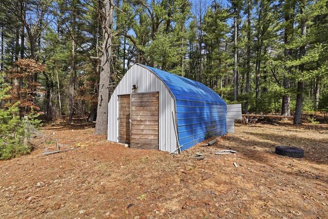 N3908 Deer Path, Hancock, WI 54943