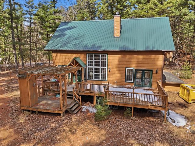 N3908 Deer Path, Hancock, WI 54943