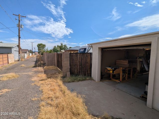 7537 N 17TH Drive, Phoenix, AZ 85021