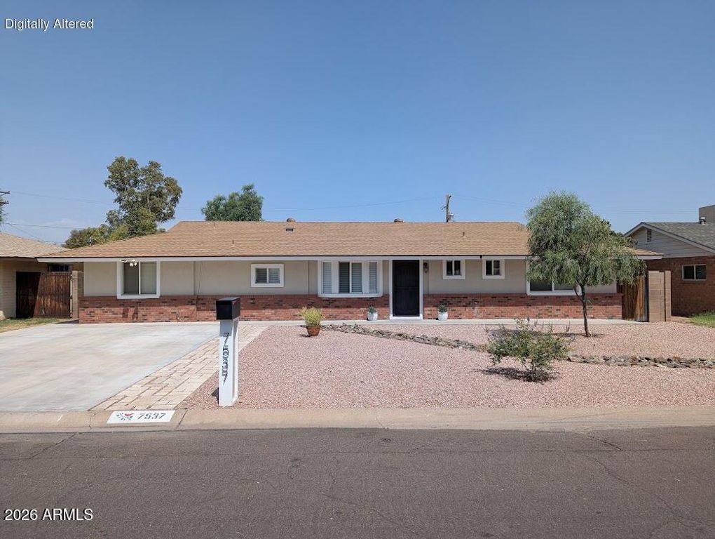 7537 N 17TH Drive, Phoenix, AZ 85021