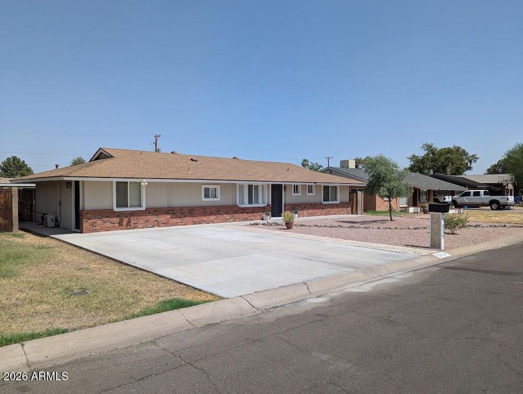 7537 N 17TH Drive, Phoenix, AZ 85021 — photo 2