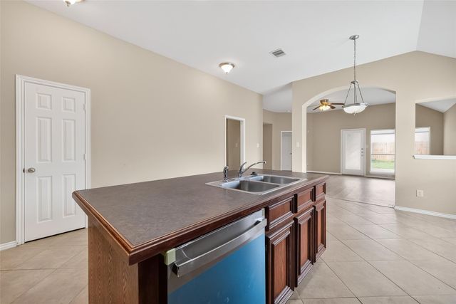 2114 Thorn Berry Creek Lane, Katy, TX 77449