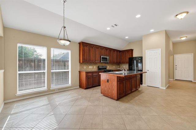 2114 Thorn Berry Creek Lane, Katy, TX 77449