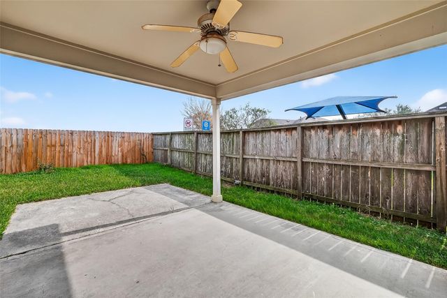 2114 Thorn Berry Creek Lane, Katy, TX 77449