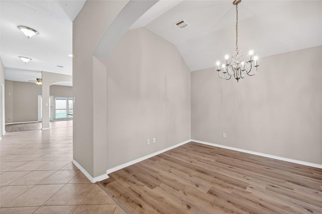 2114 Thorn Berry Creek Lane, Katy, TX 77449