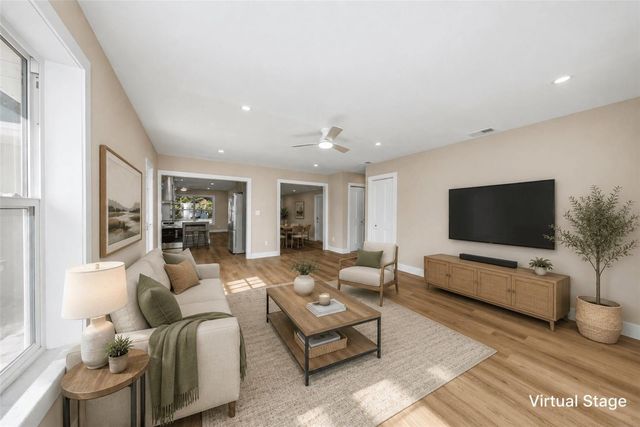8017 31ST AVENUE N, St Petersburg, FL 33710