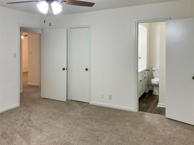 203 Old Angleton Road, Lake Jackson, TX 77566