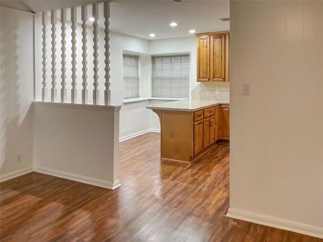 203 Old Angleton Road, Lake Jackson, TX 77566