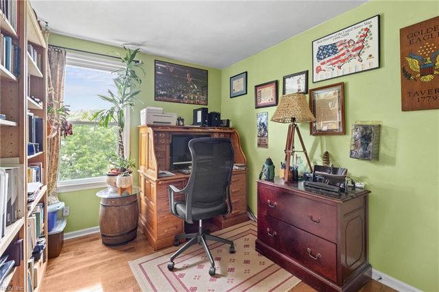 1956 Stillwood LN, Virginia Beach, VA 23456