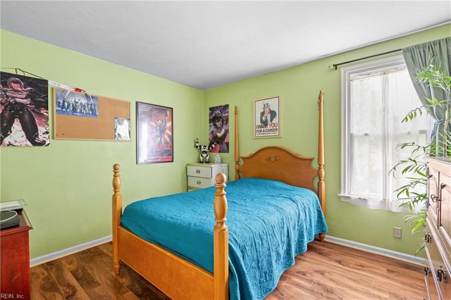 1956 Stillwood LN, Virginia Beach, VA 23456
