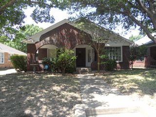 1523 Hollywood Avenue, Dallas, TX 75208