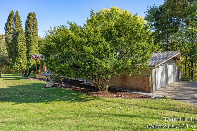 1731 Horizon Drive, Ionia, MI 48846