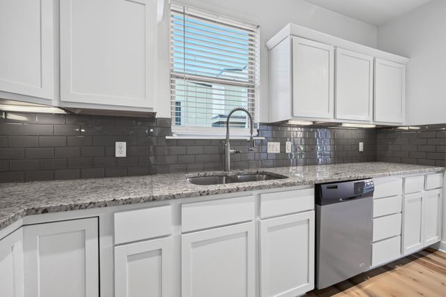 2204 E 13th ST A, Austin, TX 78702