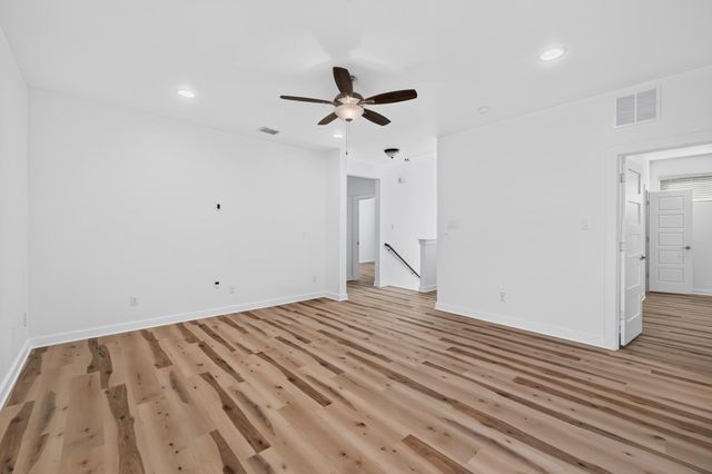 2204 E 13th ST A, Austin, TX 78702