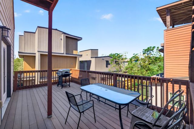 2204 E 13th ST A, Austin, TX 78702