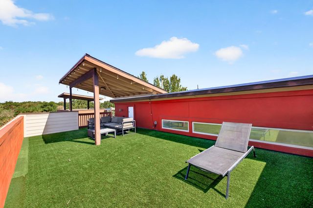 2204 E 13th ST A, Austin, TX 78702