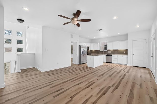 2204 E 13th ST A, Austin, TX 78702
