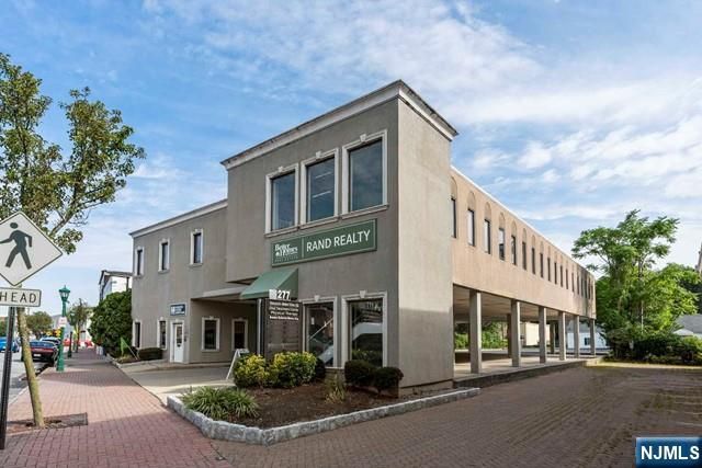 277 Closter Dock Road 6, Closter, NJ 07624