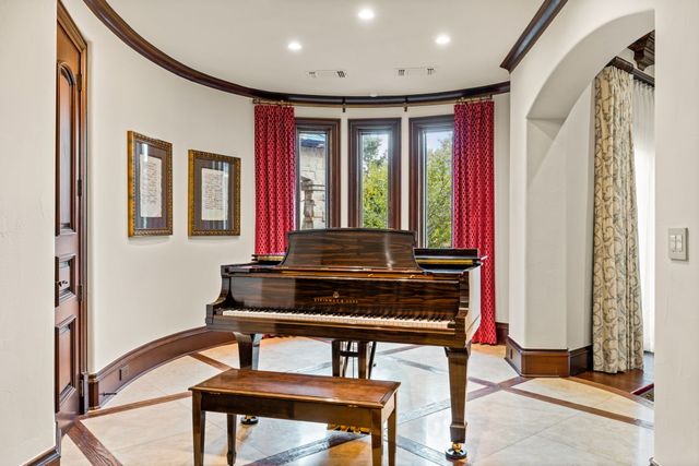 6413 Old Gate, Plano, TX 75024