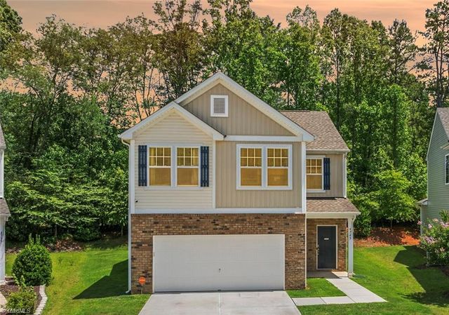 4745 Wesmar Court, Pfafftown, NC 27040